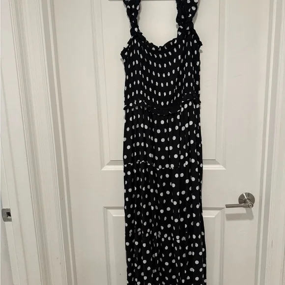 Smocked Polka Dot Maxi Dress NWT - Picture 4 of 6